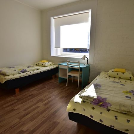 Saare Automatic Hostel Parnu Exterior photo